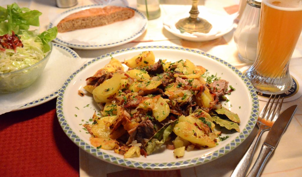 Tiroler gröstl (prosciutto fritto e patate)